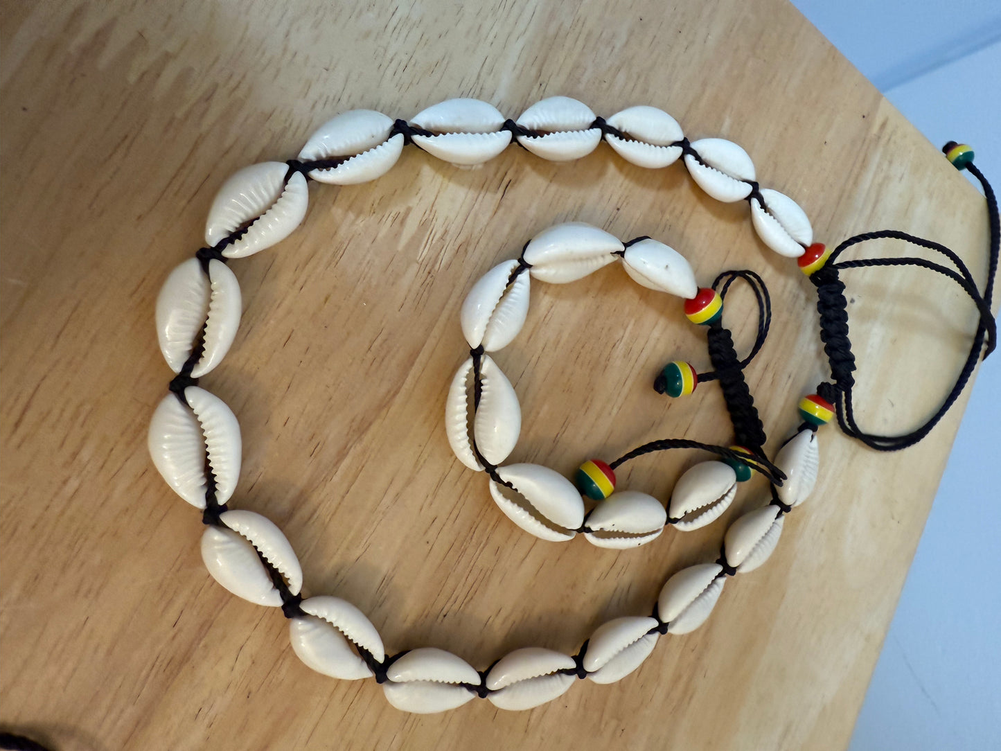 Mary Jade Boutique Cowries shell necklace only