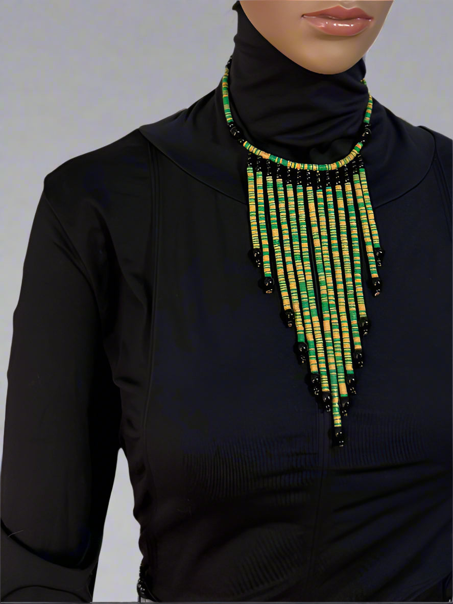 Mary Jade Boutique - Elegant beaded necklace