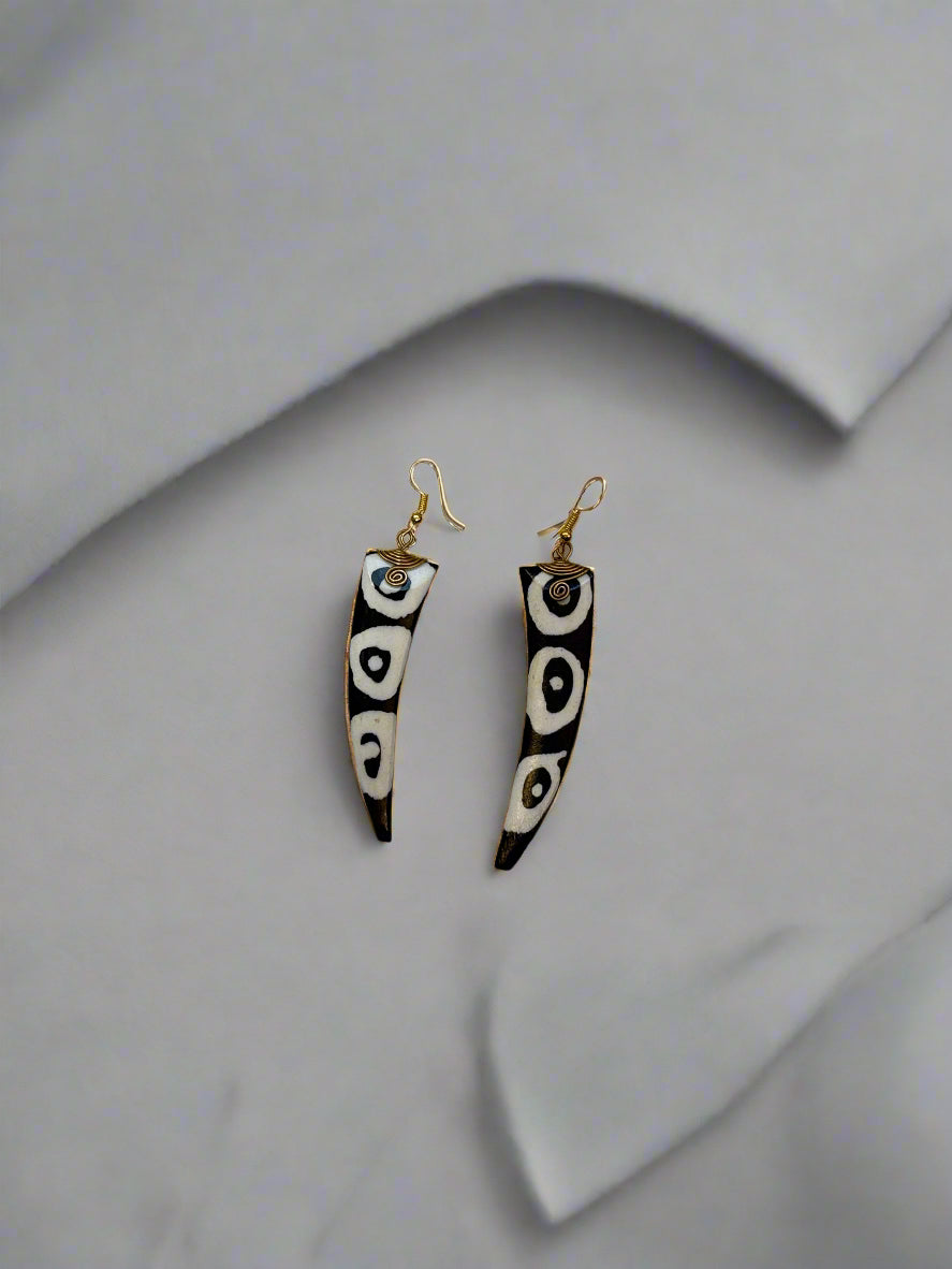 Mary Jade Boutique - Bone Earrings