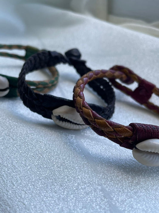 BRACELET Leather&Cowries