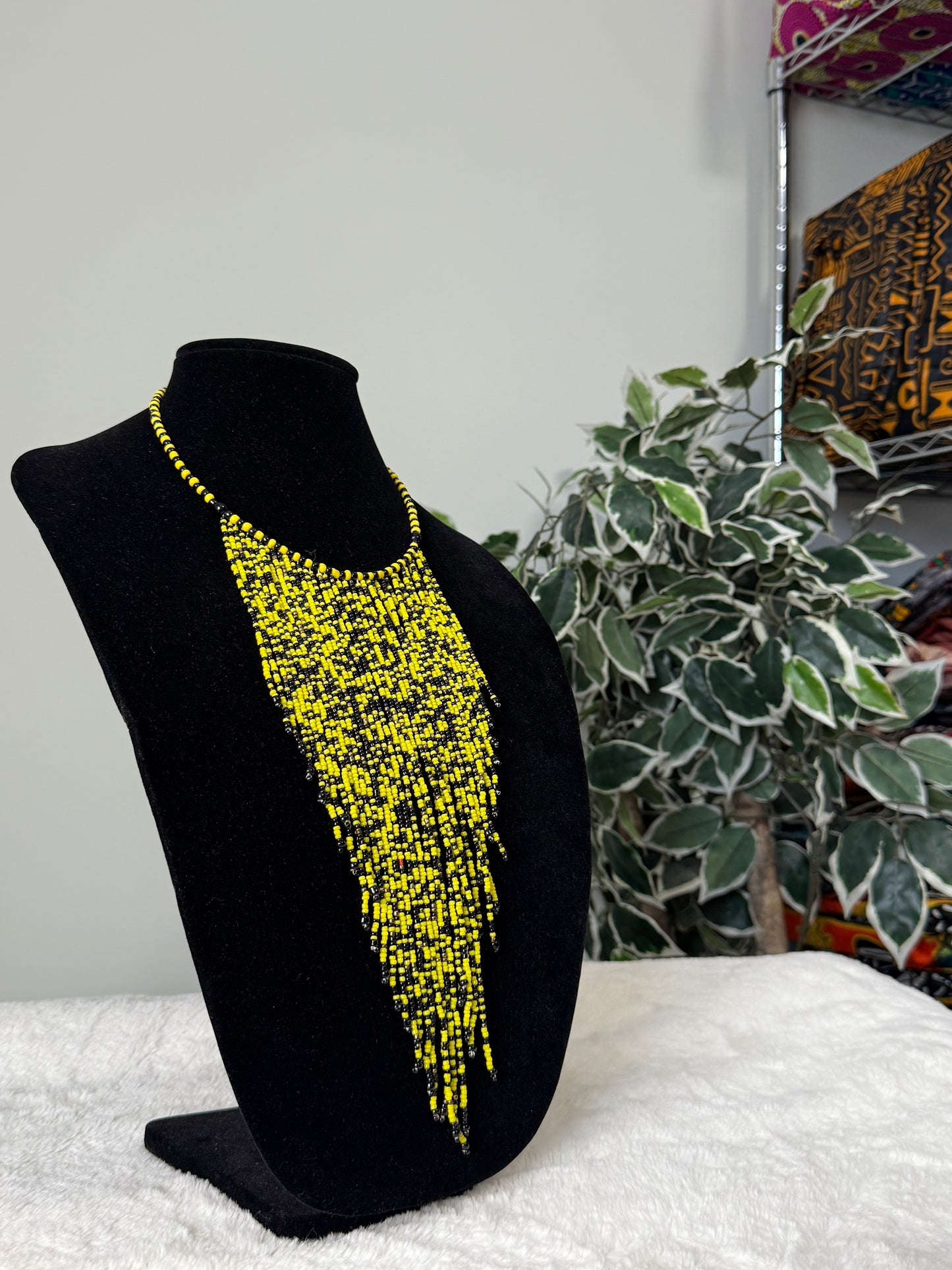 Mary Jade Boutique - Elegant beaded necklace