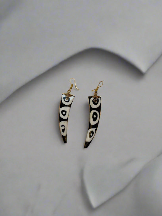Mary Jade Boutique - Bone Earrings