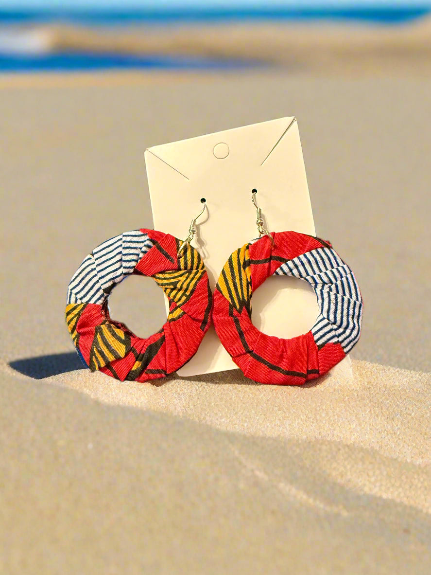 Mary Jade Boutique - Earrings loop