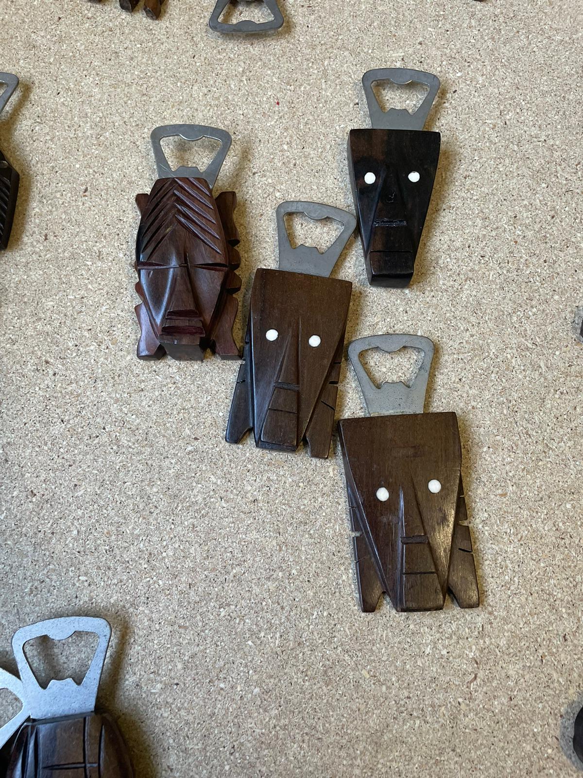 Ouvre-bouteille/ bottle opener